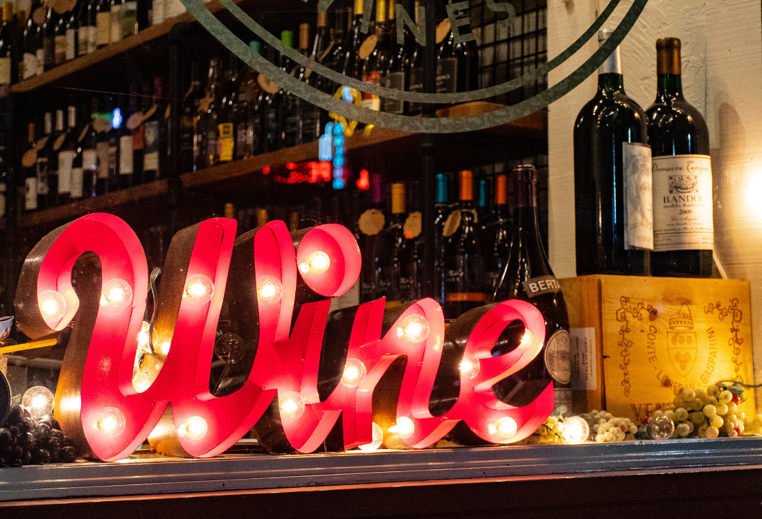 Retail are transforming spaces using signage 